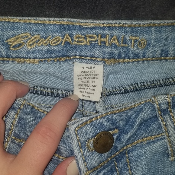 Jeans - Picture 2 of 2